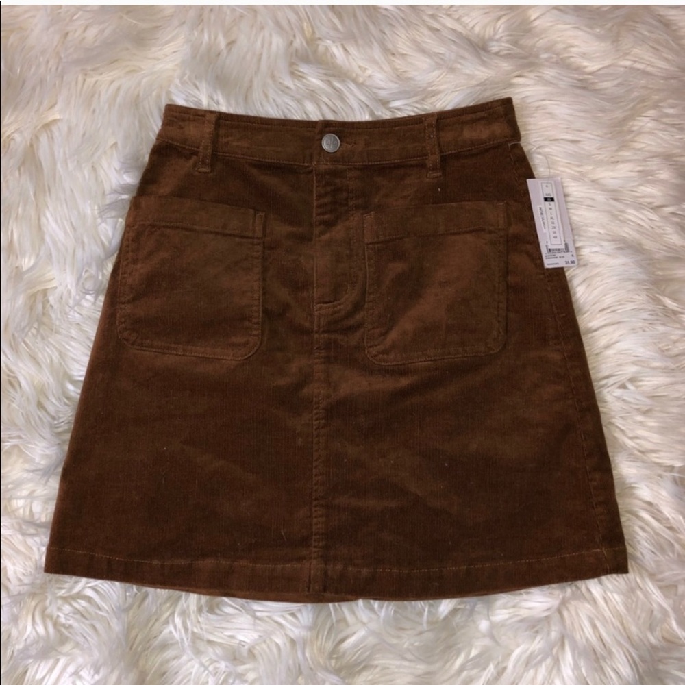 BP Skirt - Picture 2 of 4